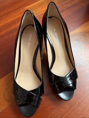 Via Spiga Black Patent Open-Toe Pumps